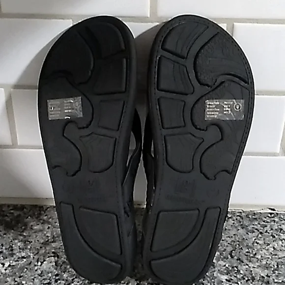 George Men's Black Thong Sandals. Size 9 NWOT - Picture 6 of 7